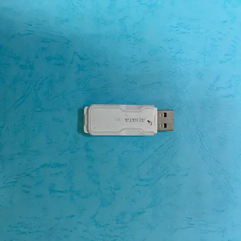 百宏電腦股份有限公司Transcend USB隨身碟 4GB